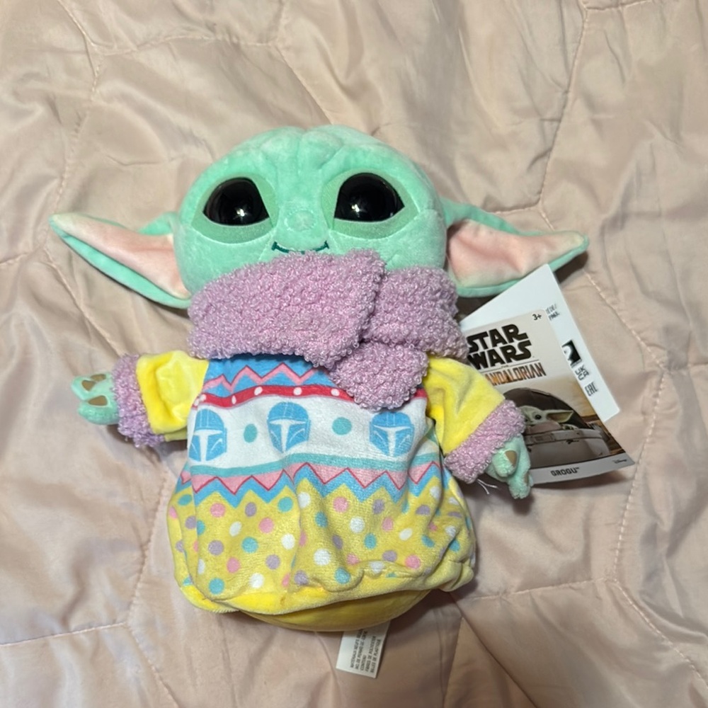 Star Wars Grogu Plush Toy - Green and Yellow